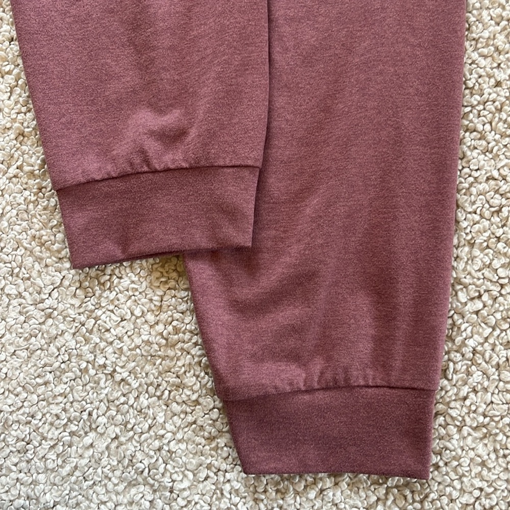 VUORI Performance Joggers Size Medium - Picture 9 of 11